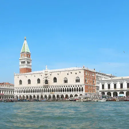 Apartment San Vio 140s